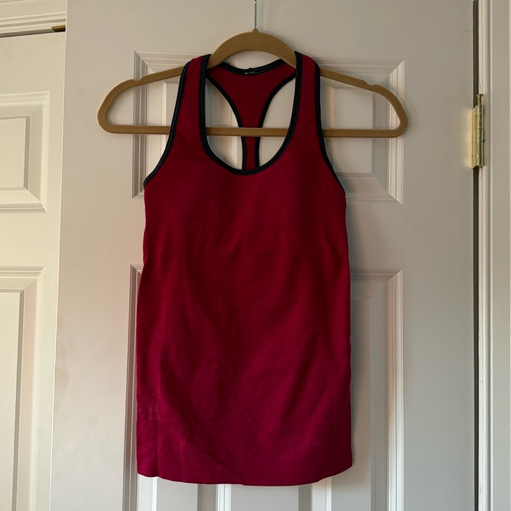 lululemon tank top